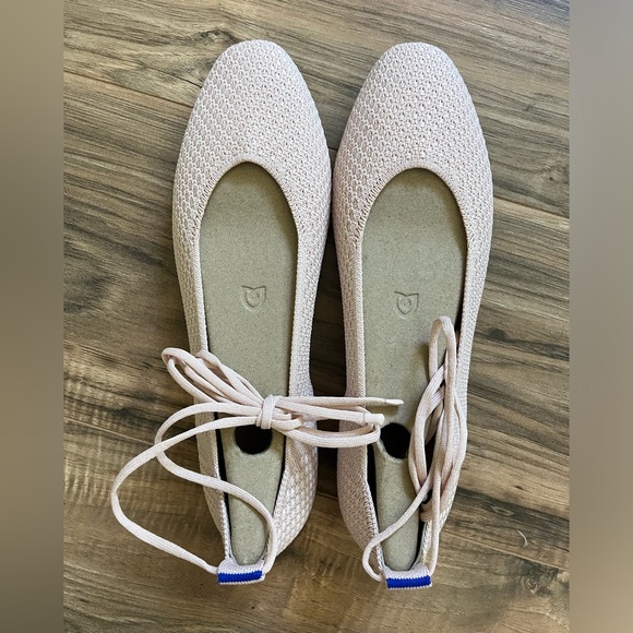 *New* Rothy's Square Wrap in Ballerina. - Picture 3 of 4